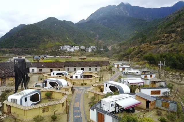 江西三清山华闽大云房车度假营地