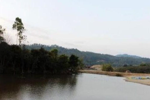 惠州罗浮山凤谷湖露营地
